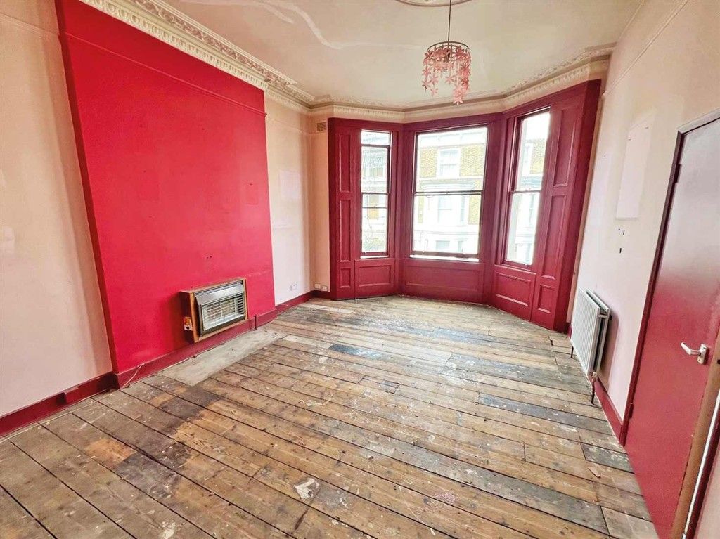 Property photo 2 of 5