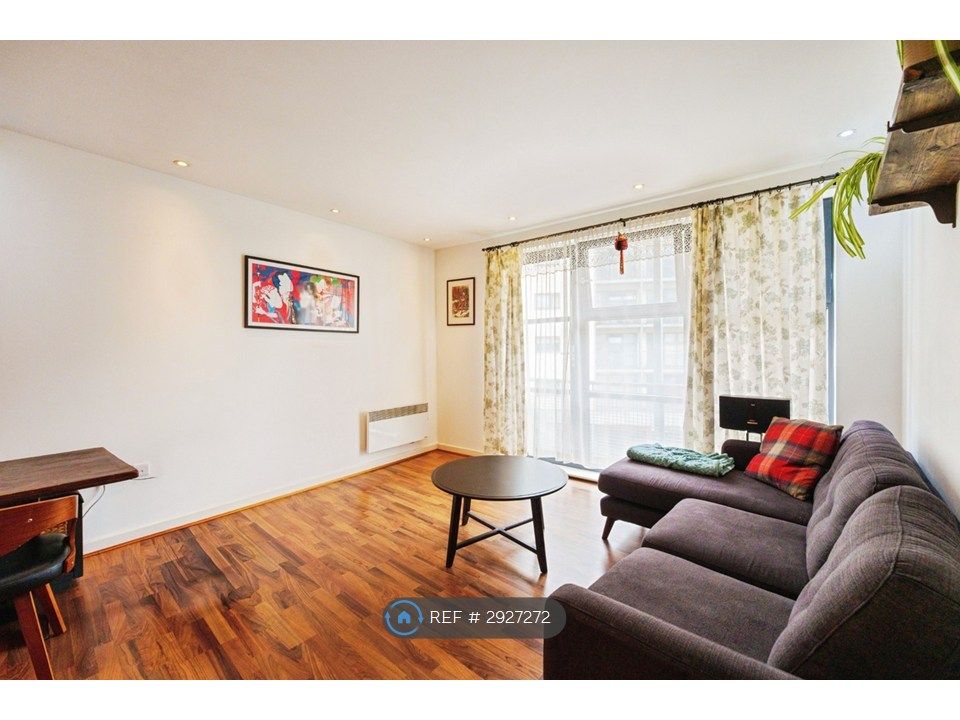 Property photo 3 of 14 Open Plan Kitchen