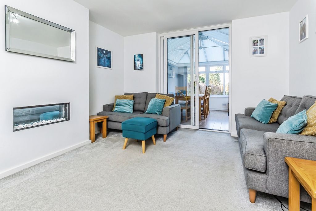 Property photo 2 of 19 Pbox-Img.Jpg