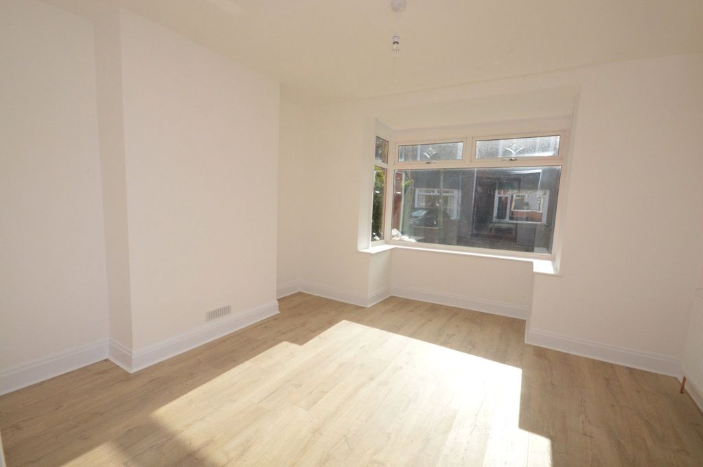 Property photo 2 of 15 Living Room