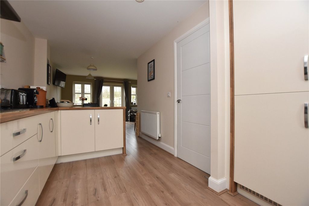 Property photo 3 of 25 Picture No. 42