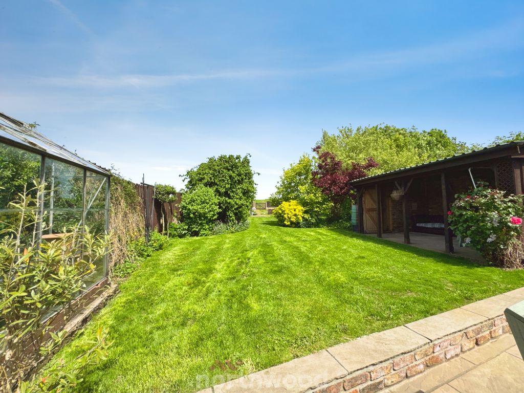 Property photo 2 of 24
