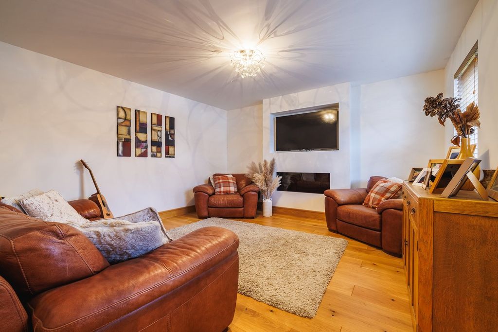Additional image 17 of 6 bed detached house for saleAber Llwchwr, Llangennech SA14