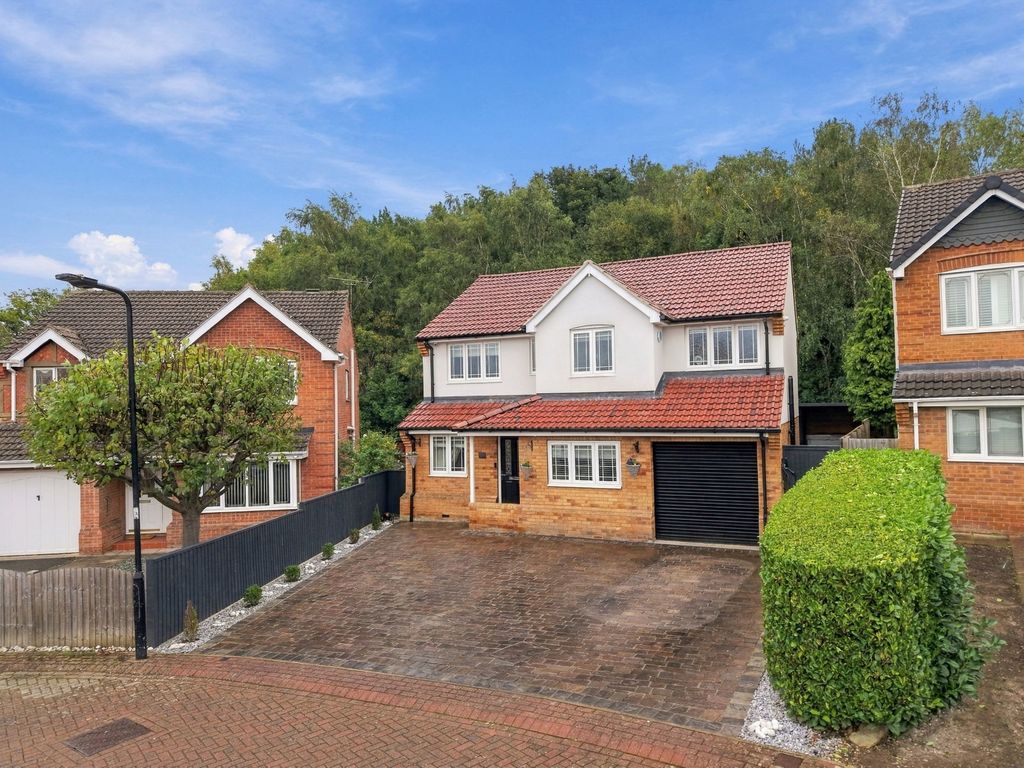 Property photo 1 of 42