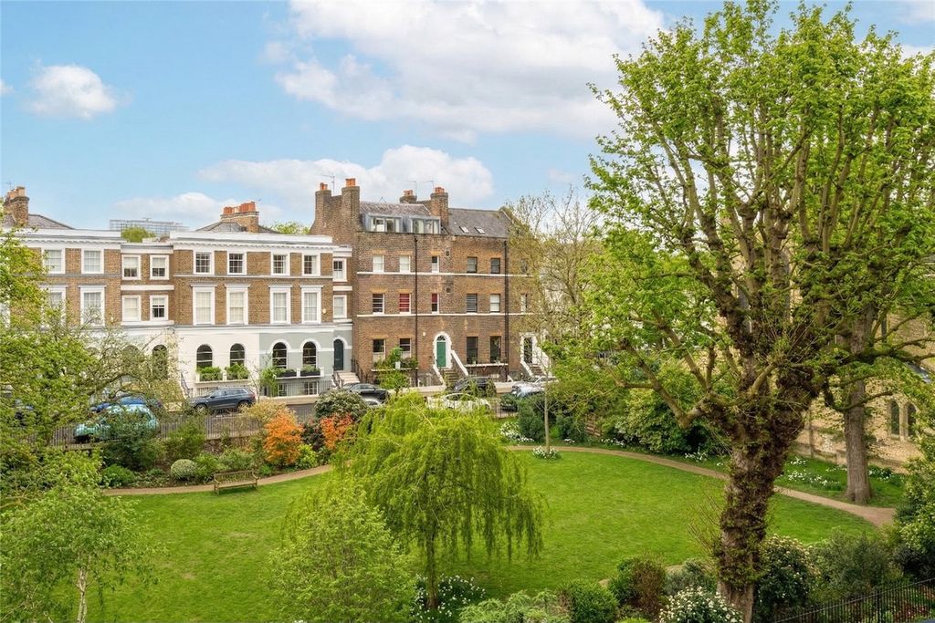 Property photo 3 of 13 Picture No. 16