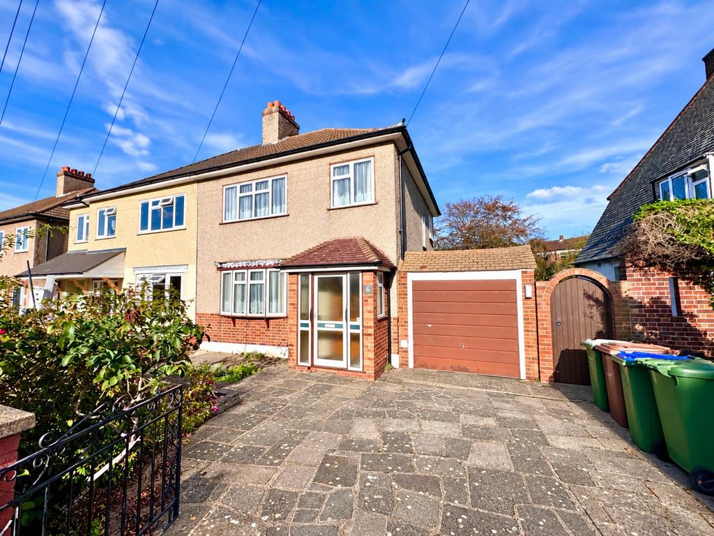 Property photo 1 of 21 B1508Ef9-D8B8-4C80-930F-4Ceb8264A63A.Png