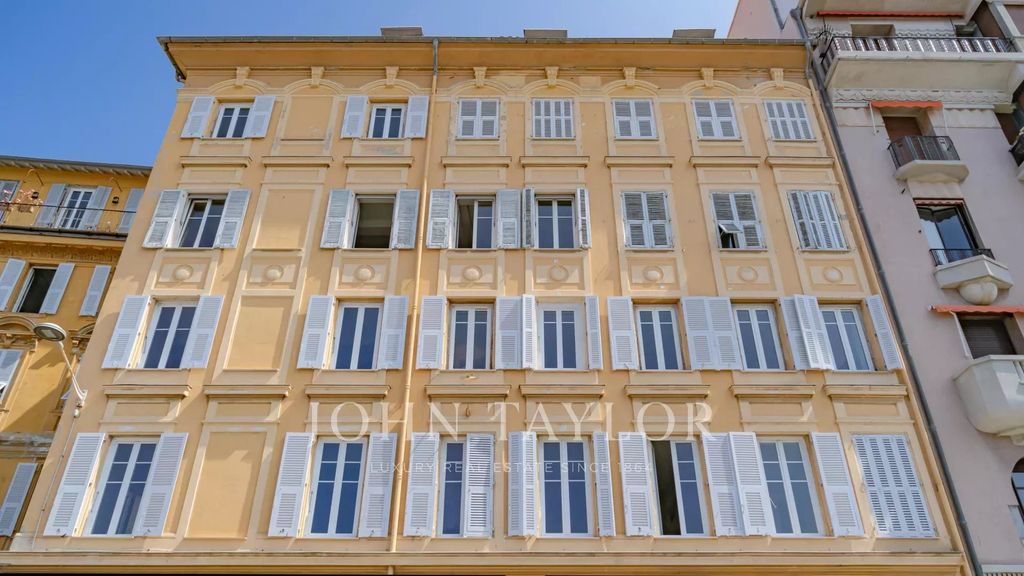 Property photo 1 of 33 Apartment Near The Sea In Nice