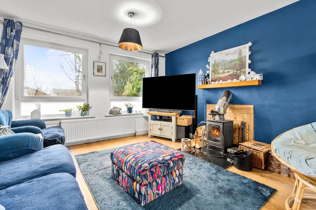 Property photo 3 of 30