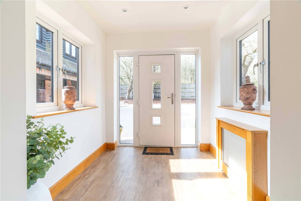 Additional image 9 of 5 bed detached house for saleHigh Road, Loughton, Essex IG10