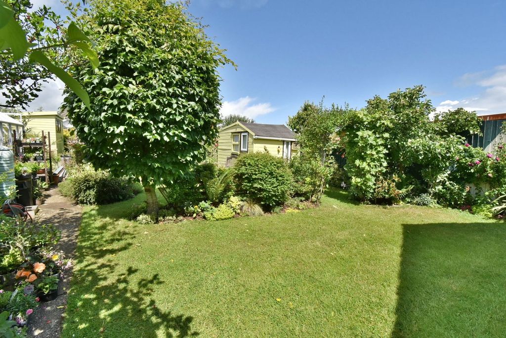 Property photo 3 of 24