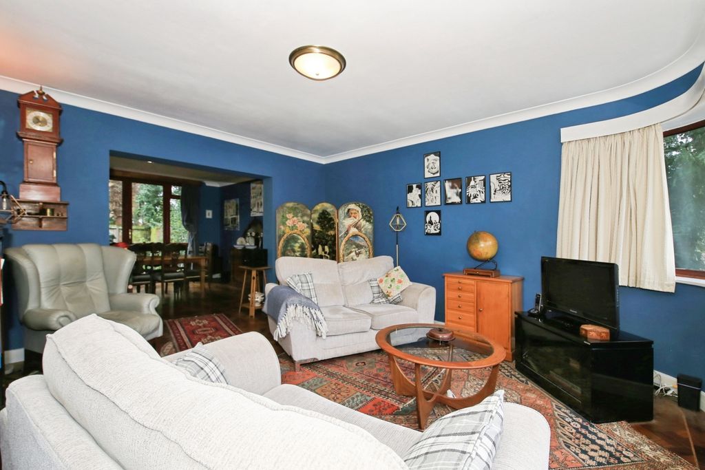 Property photo 3 of 29 Pbox-Img.Jpg