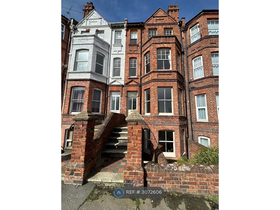 Property photo 1 of 32 4 Towe Road West