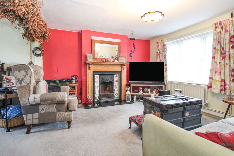 Property photo 3 of 14 Sitting Room 2