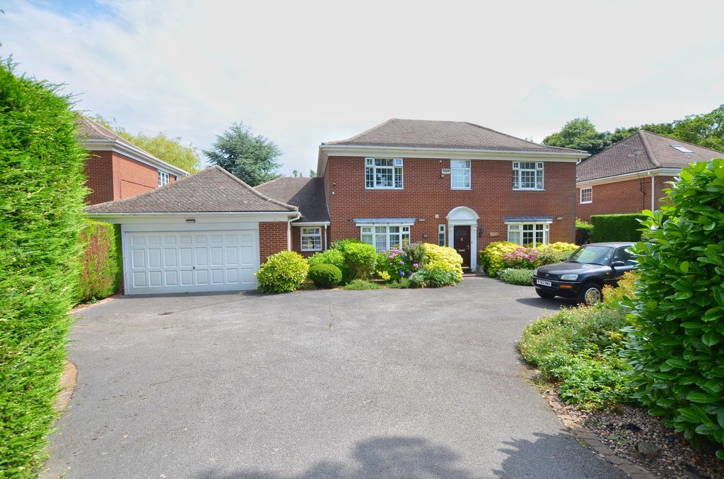 Property photo 1 of 23