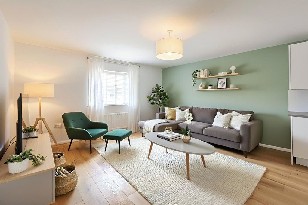 Property photo 2 of 7 Living Room Example