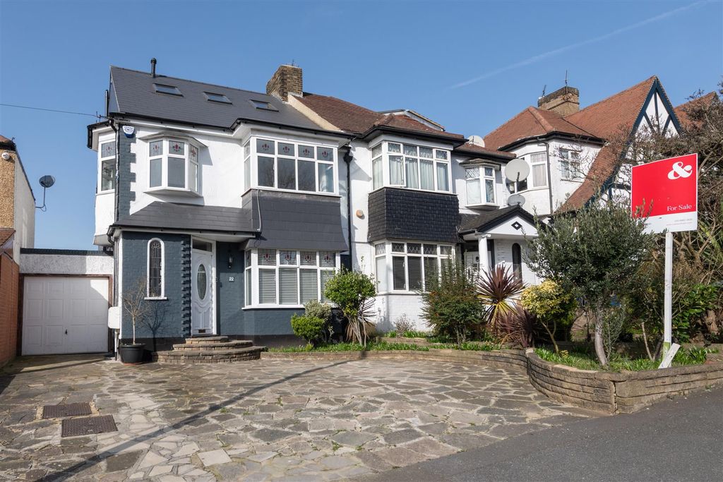 Property photo 1 of 22 Osidge 22.Jpg