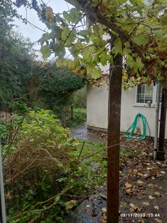Property photo 2 of 3