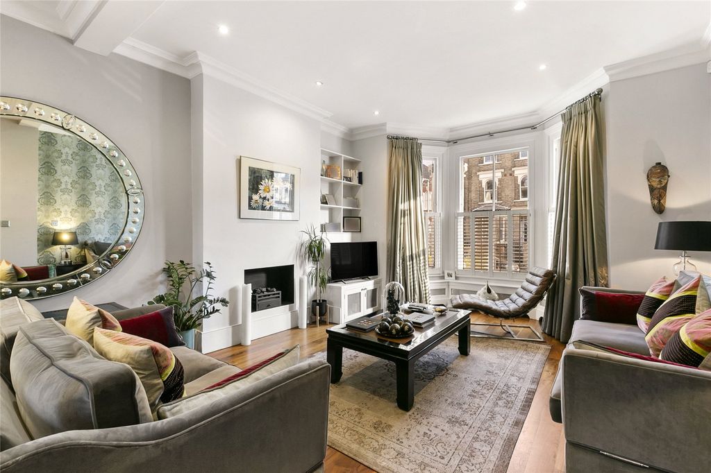 Property photo 3 of 13 Reception Room