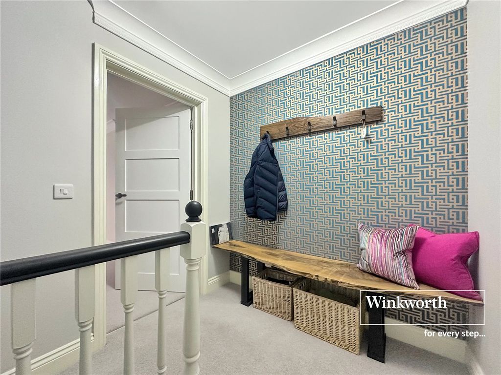 Additional image 10 of 3 bed flat for saleGolf Links Road, Ferndown, Dorset BH22