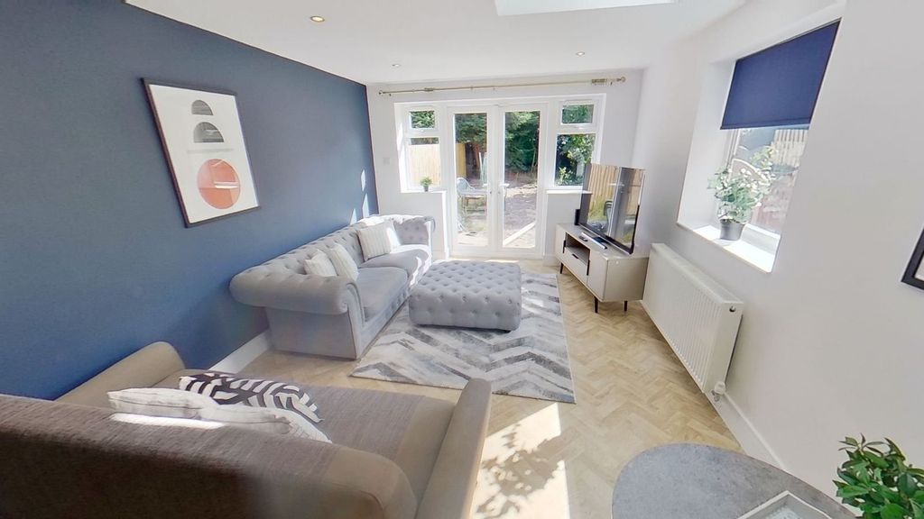 Property photo 1 of 11 Picture No. 09