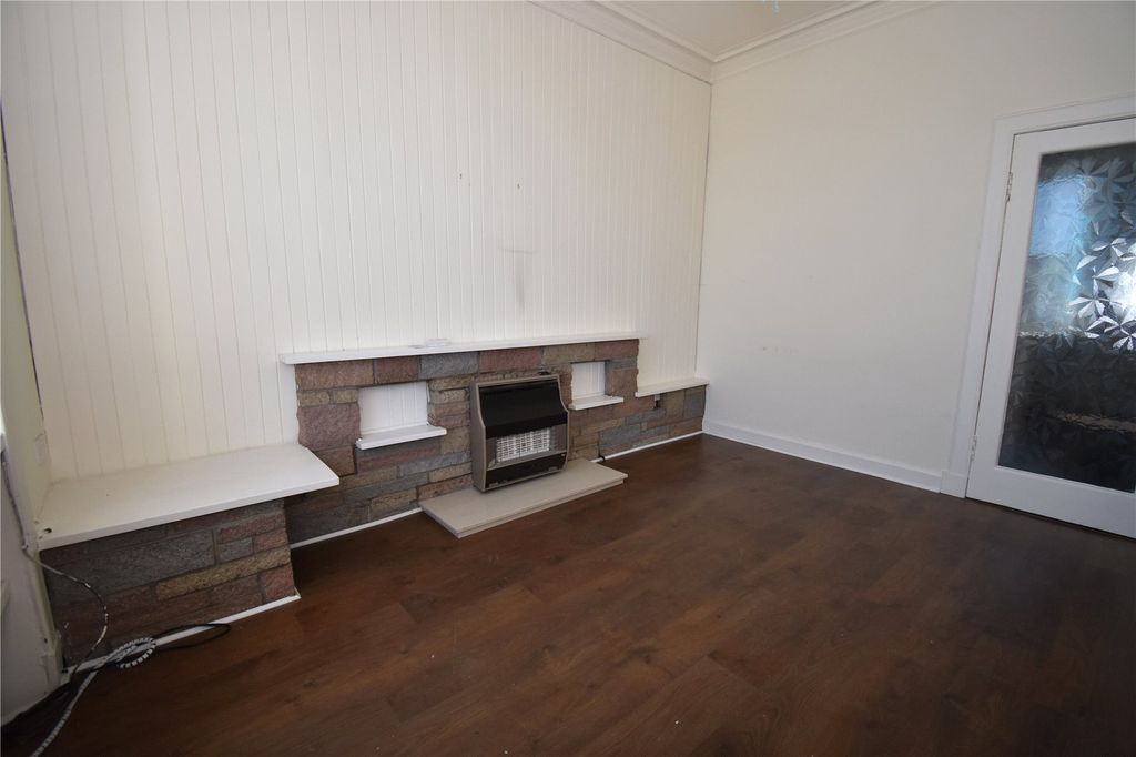 Property photo 3 of 10 Photo 3