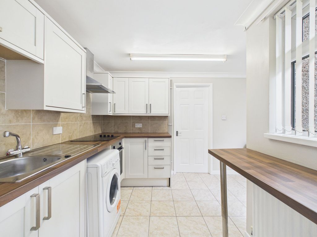 Property photo 3 of 19