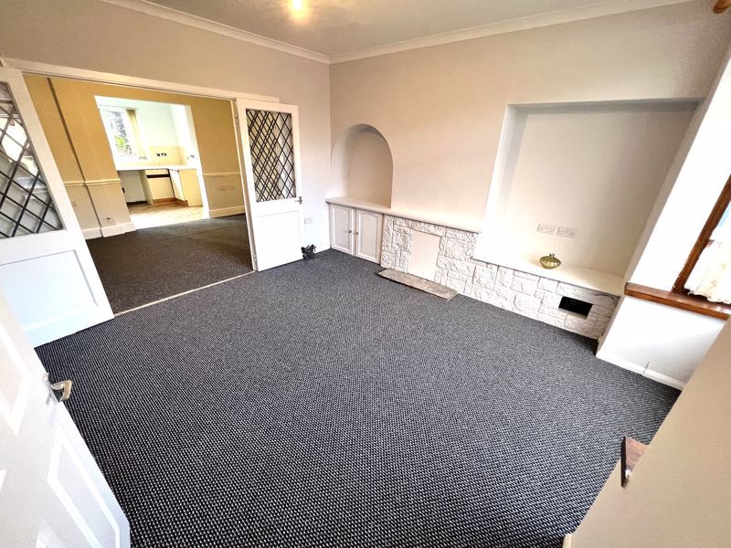 Property photo 2 of 12 Photo 2