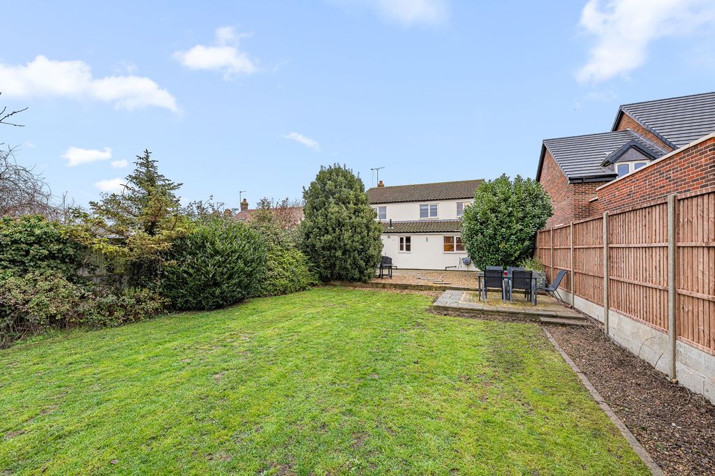 Property photo 1 of 20