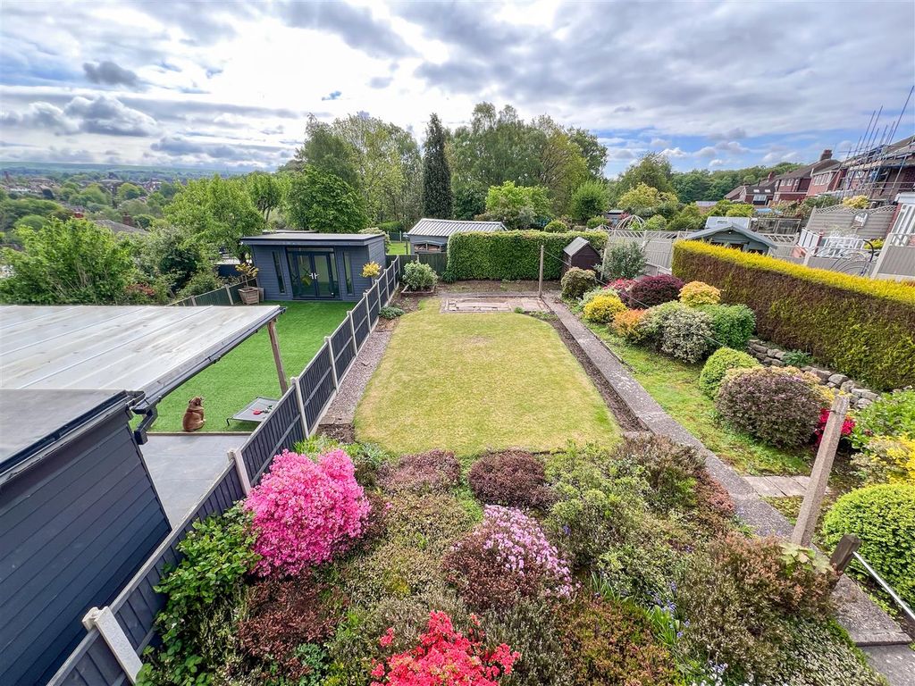 Property photo 2 of 16 Rear Garden