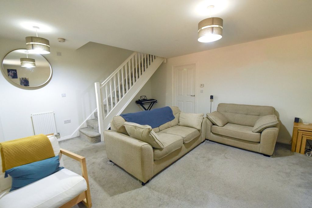 Property photo 3 of 14