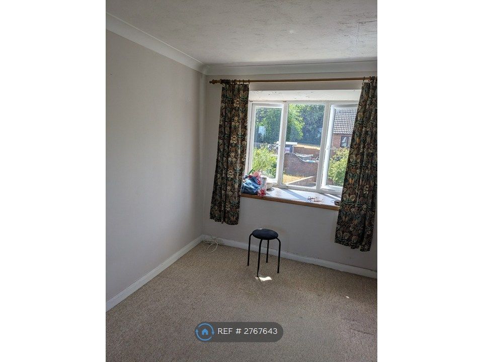 Property photo 3 of 8