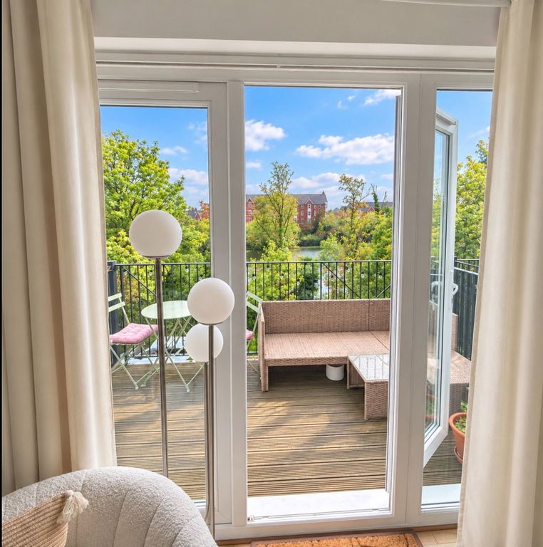 Property photo 1 of 31