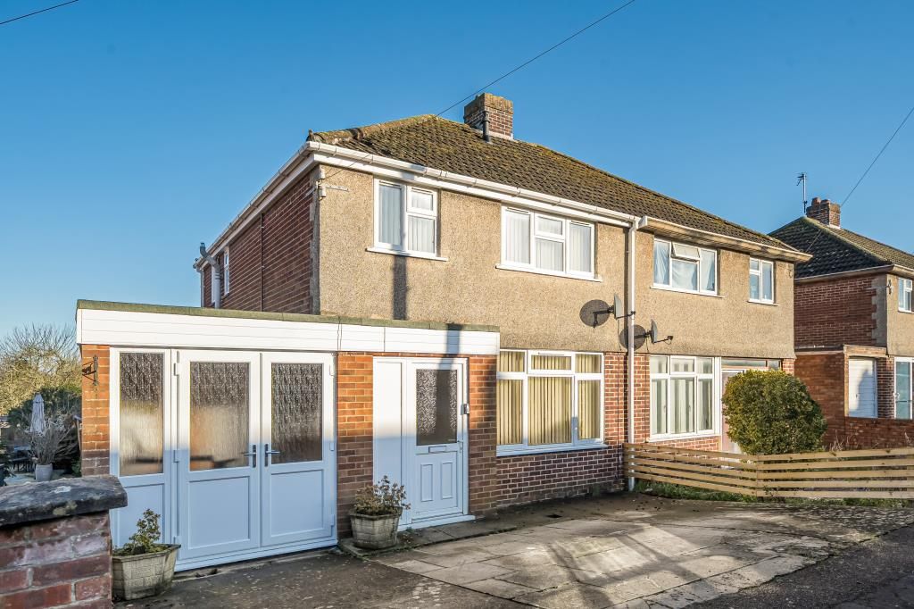 Property photo 1 of 20 External Front