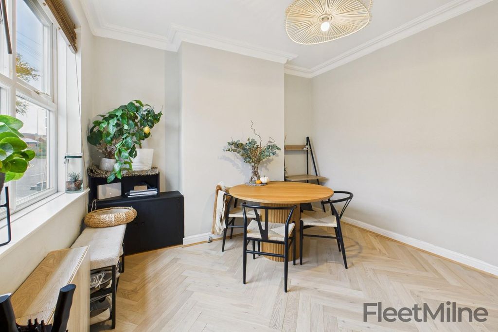 Property photo 2 of 19 Dining Room