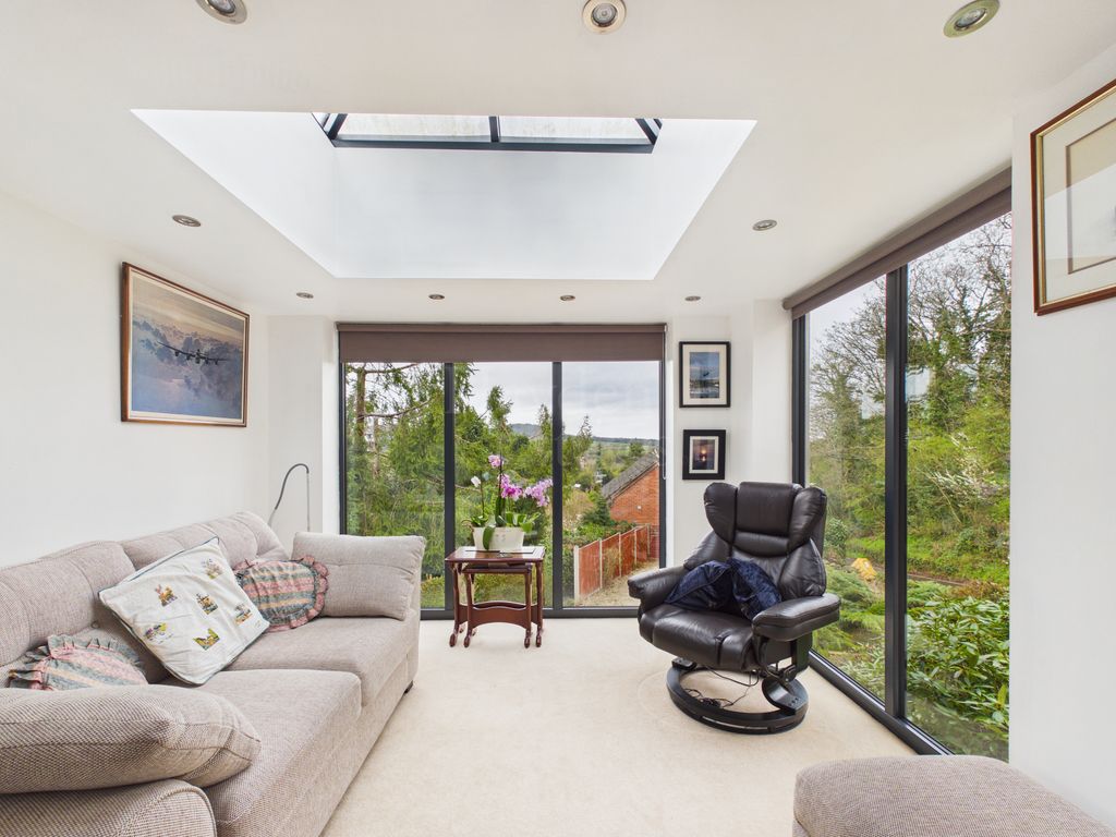 Property photo 2 of 35