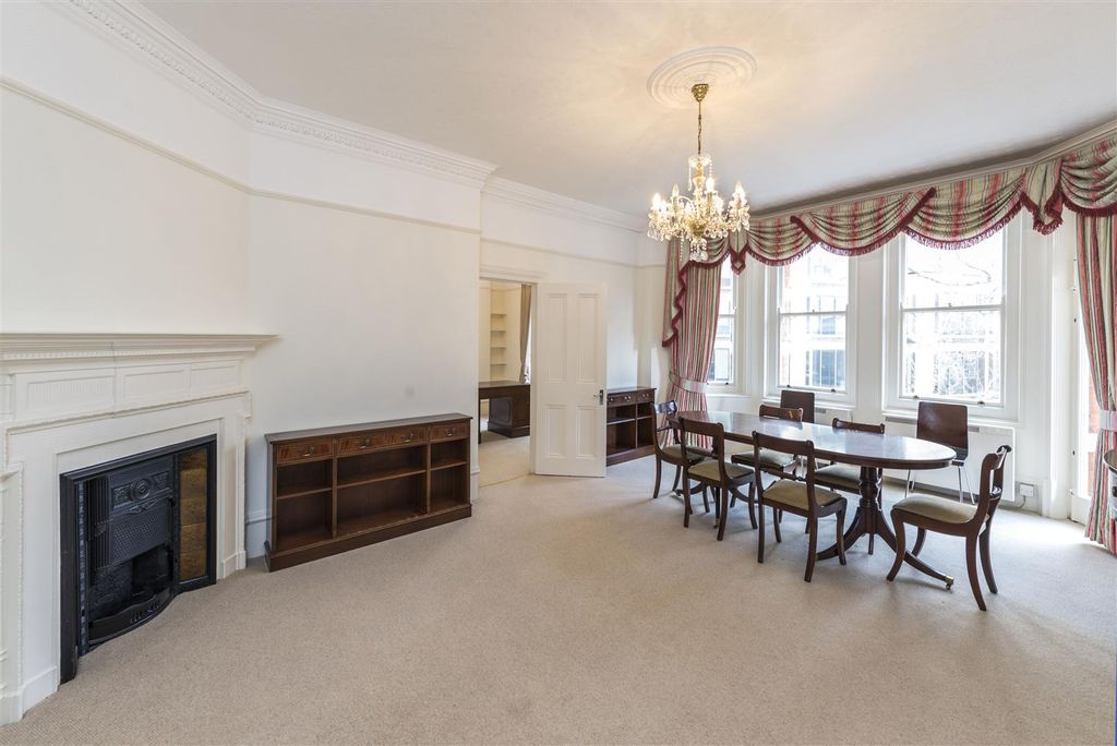 Property photo 3 of 8 Reception Room