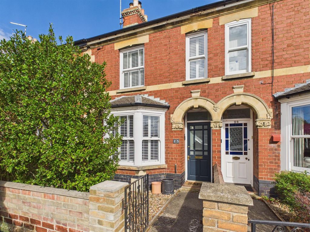 Property photo 1 of 13 Kings Road, Stamford
