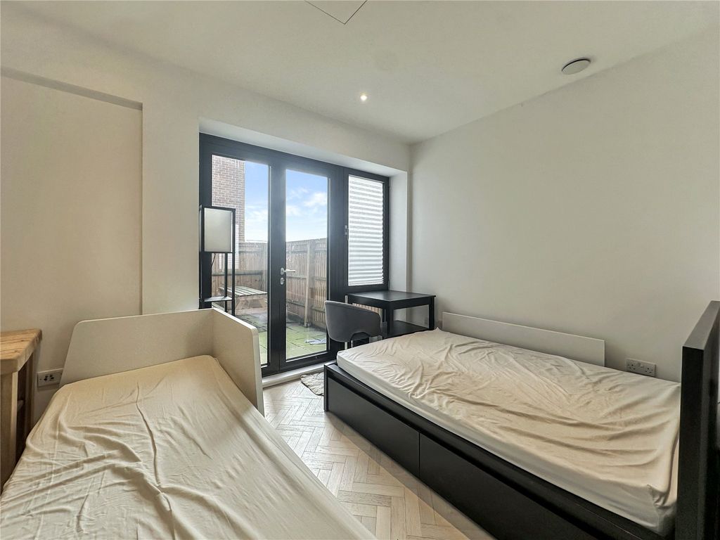 Property photo 3 of 9 Picture No. 02