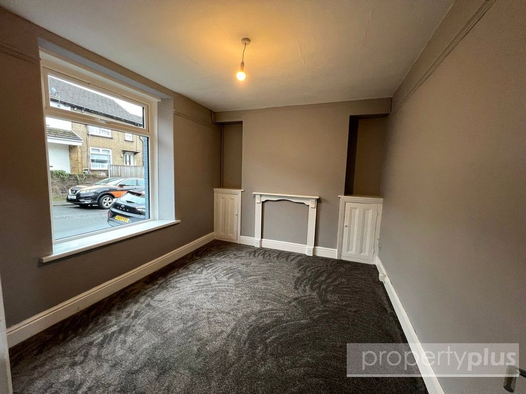 Property photo 2 of 14 Picture No. 08