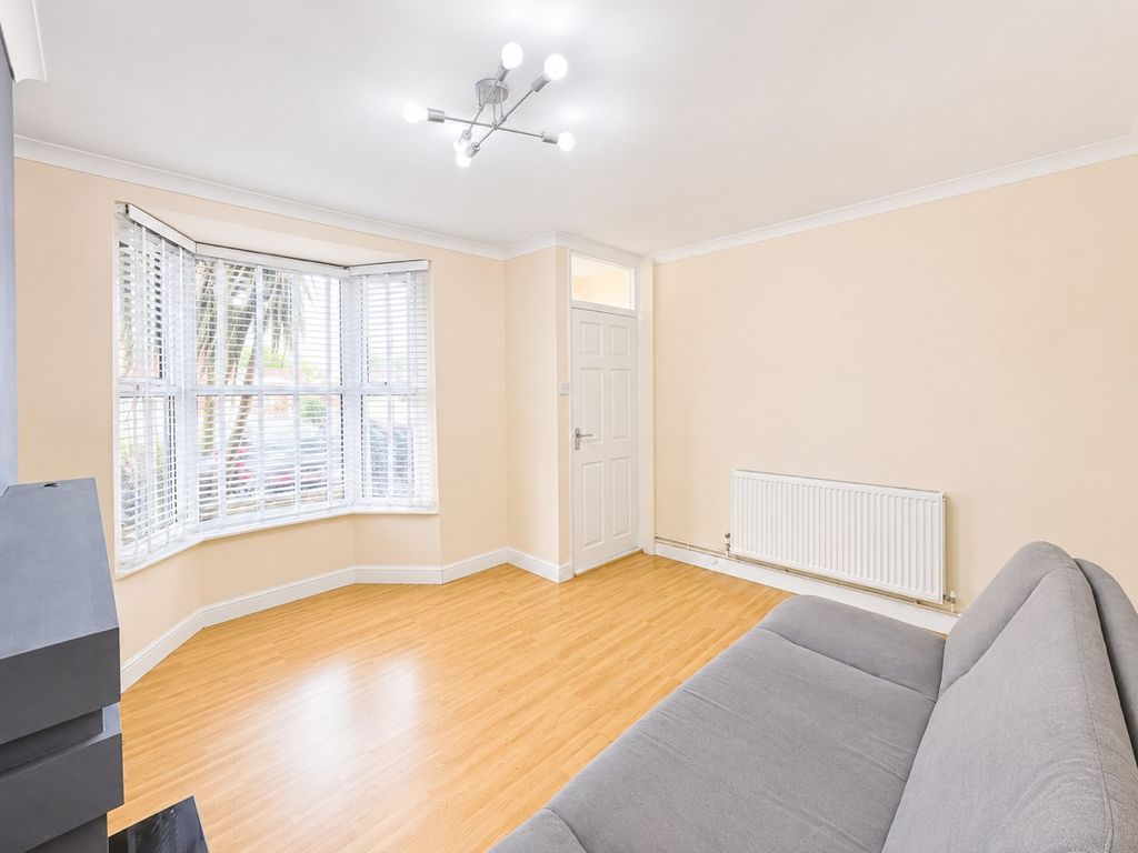 Property photo 3 of 11