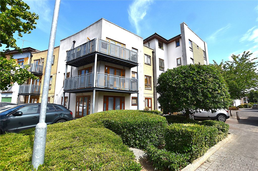 Property photo 1 of 9 Picture No. 17