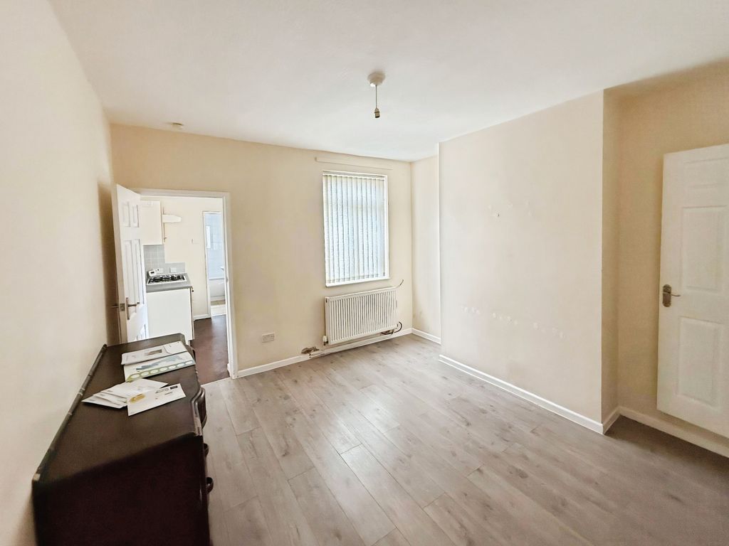 Property photo 3 of 8 9E5691d9-Whatsapp 20Image 202025-09-15 20At 2014.2