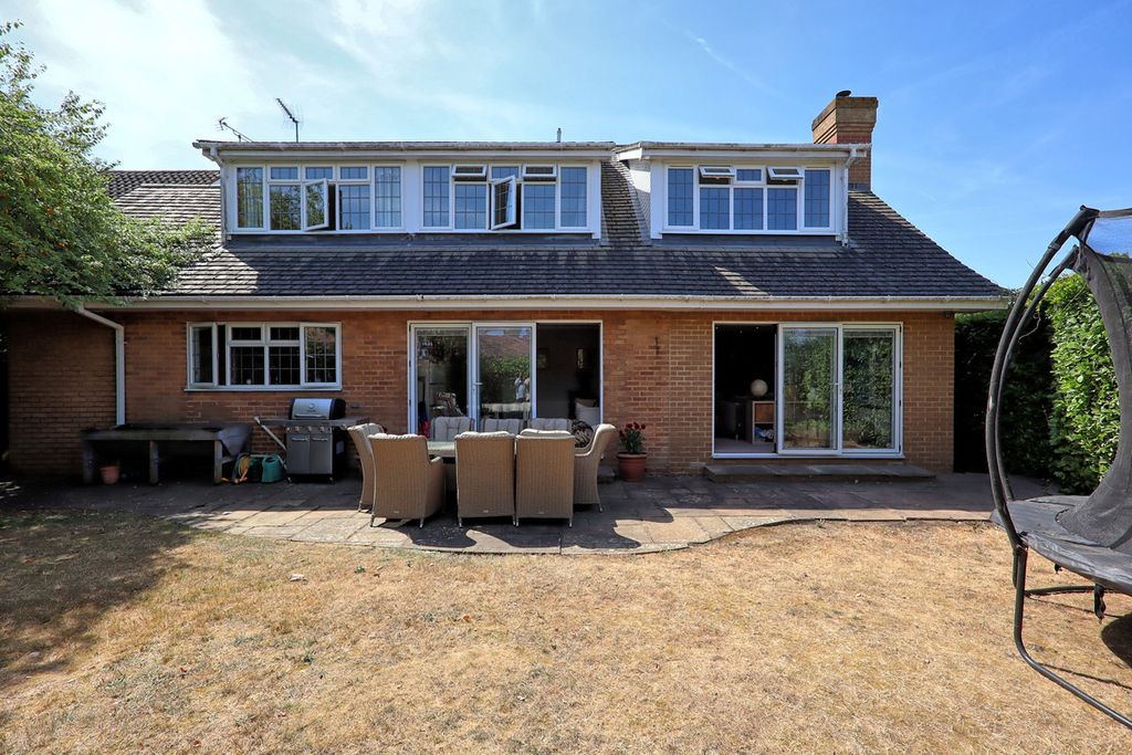 5 bed detached house for saleSylvan Tryst, Billericay CM12