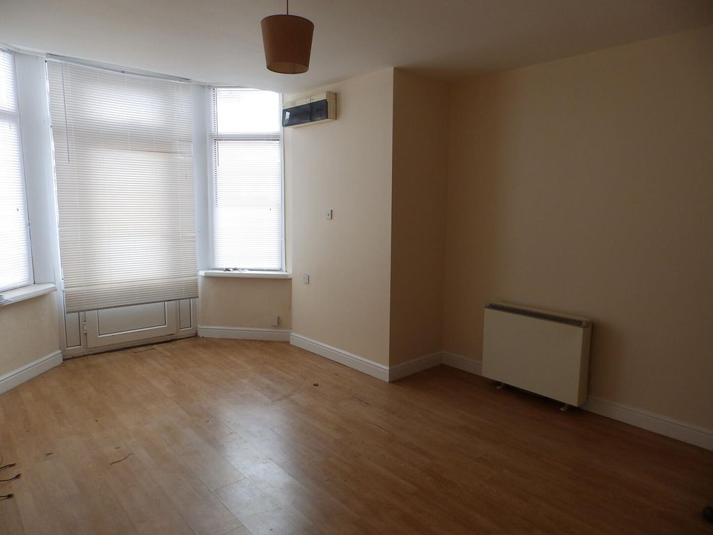 Property photo 2 of 10 Living Room