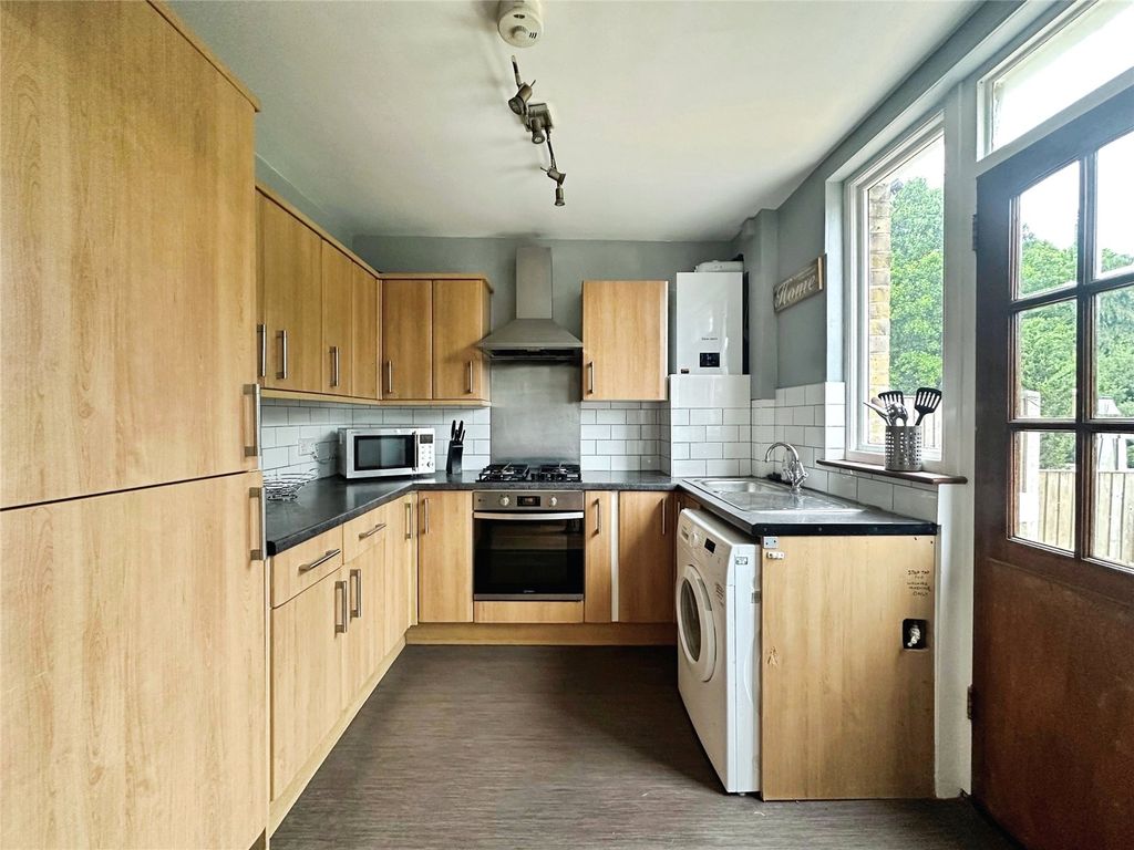Property photo 3 of 15 Kitchen Area