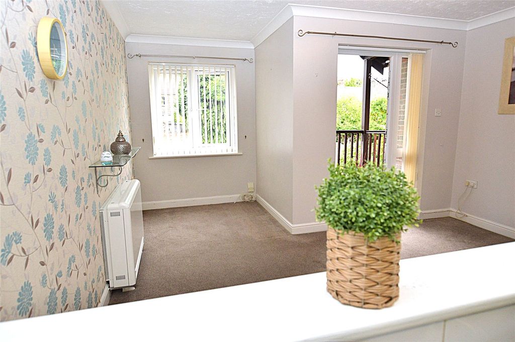 Property photo 2 of 16 Picture No. 09