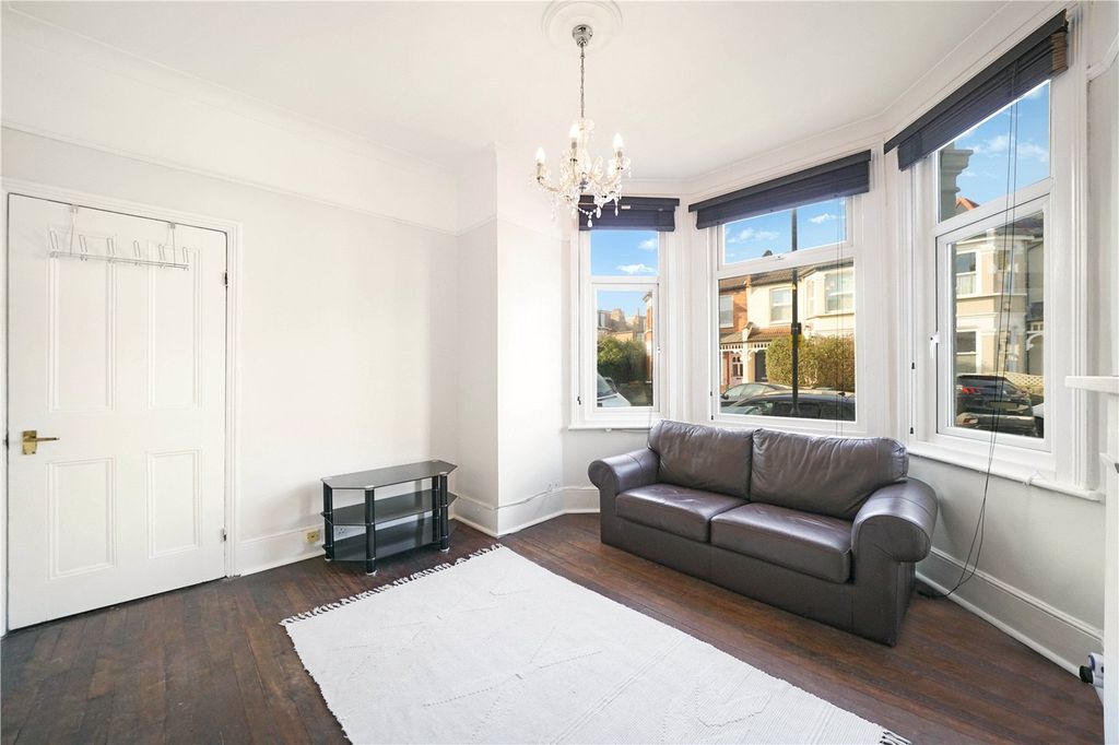 Property photo 3 of 15 Picture No. 13