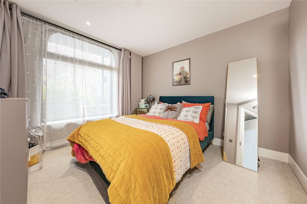 Property photo 3 of 12 Picture No. 06