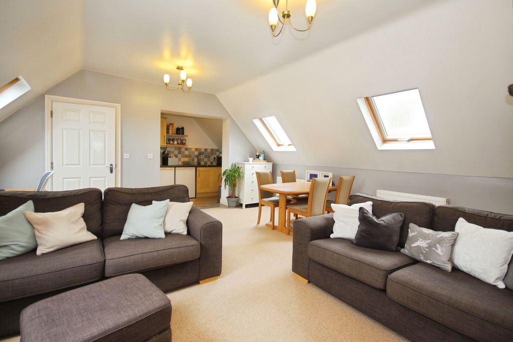 Property photo 1 of 15 Pbox-Img.Jpg