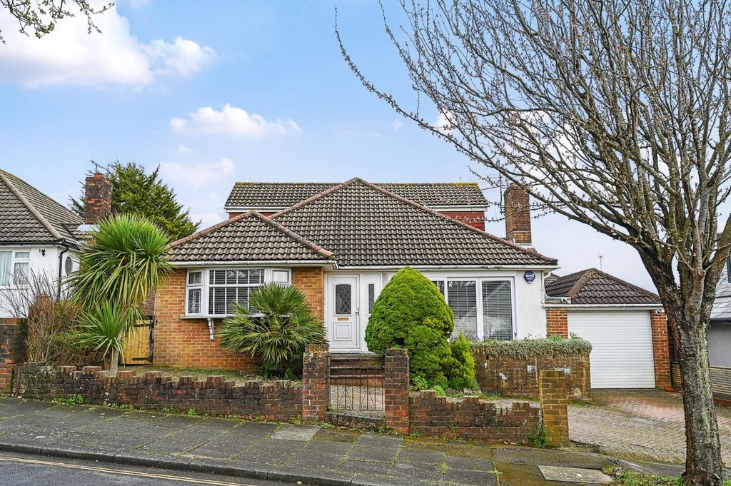 Property photo 1 of 22